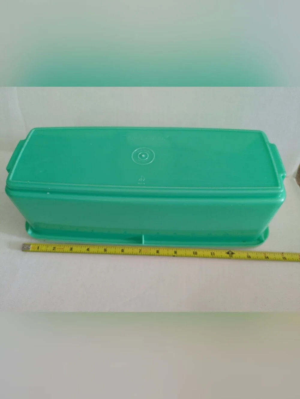 Vintage Tupperware Green Celery Bread Keeper